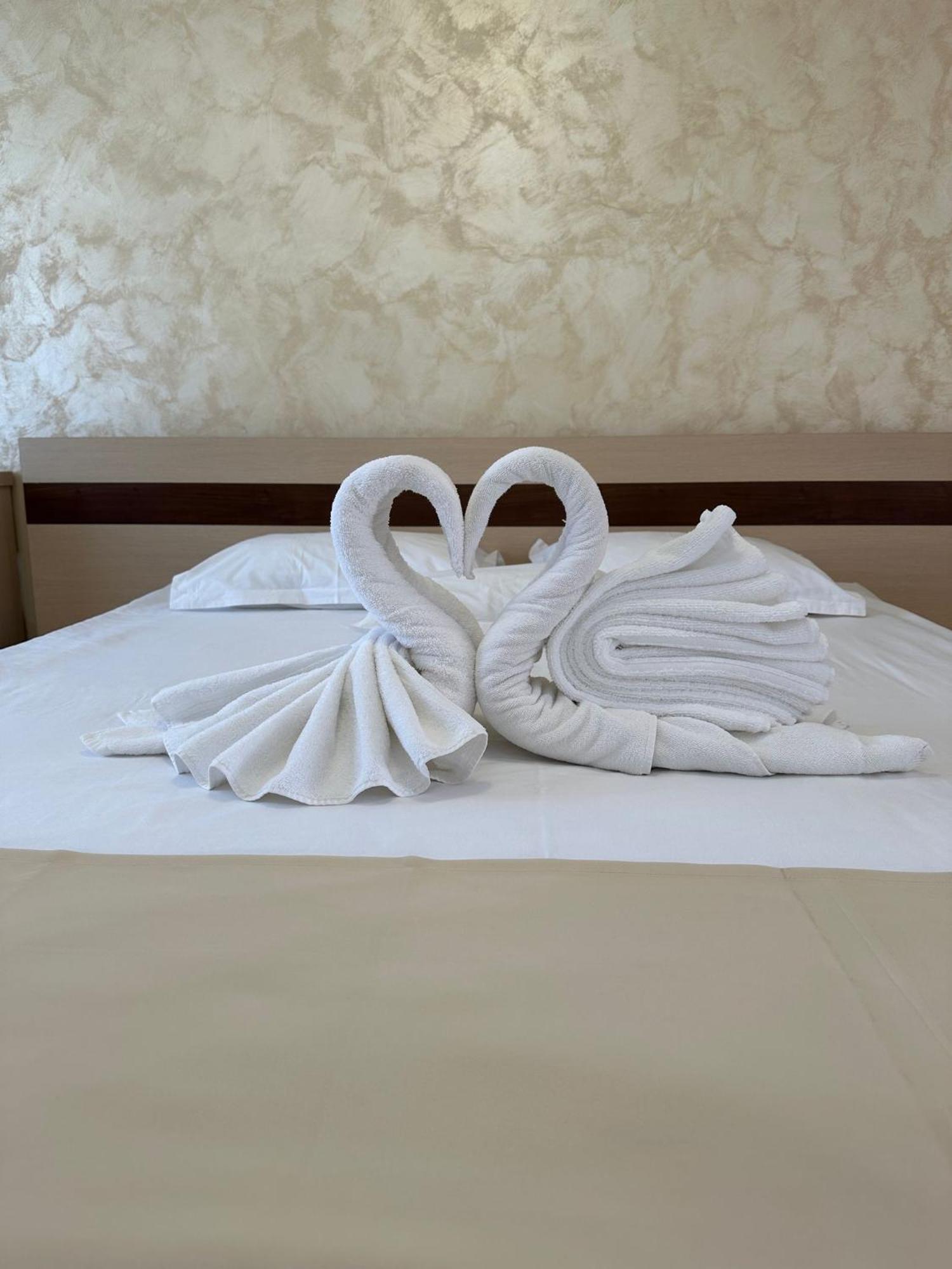 Hotel Selena Boutique Neptun Bagian luar foto